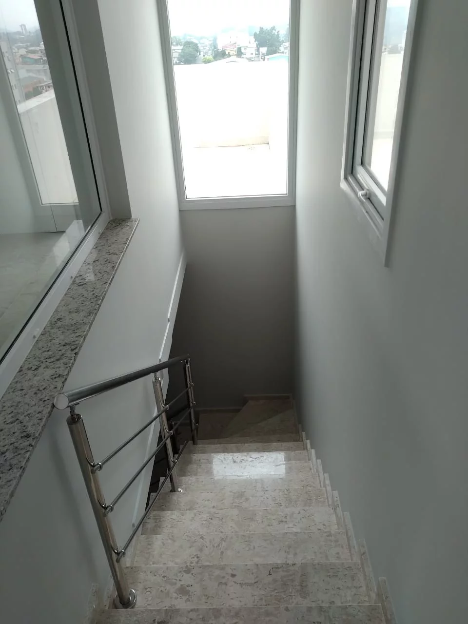 Imagem Apartamento Duplex 3 quartos sendo 3 suítes para venda no bairro Charqueadas em Caxias do Sul