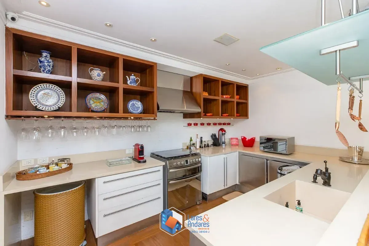 Imagem Casa no condomínio Condominio Jardim Vitória Regia para venda com 4 quartos, sendo 4 suítes, 873.75m²
