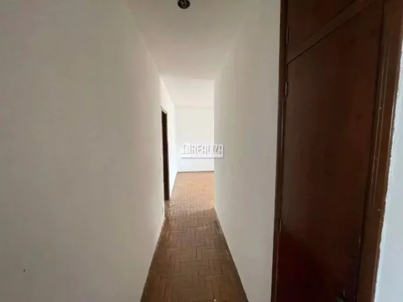 Imagem Lindo apartamento à venda no Bairro Olinda, Uberaba - 3 dormitórios