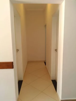 Imagem CASA dentro de condomínio residencial