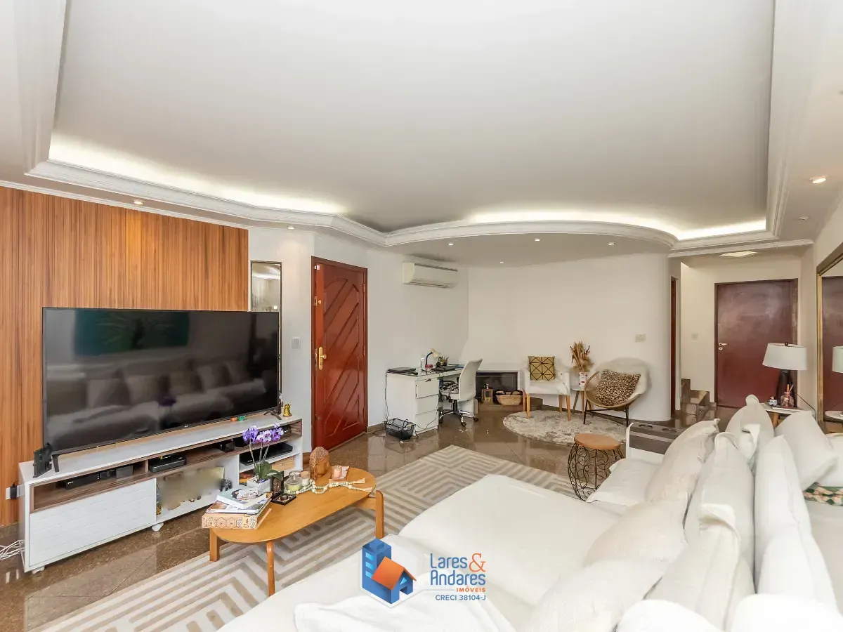 Imagem Sobrado para venda em Vila Alpina com 4 quartos, sendo 1 suíte, 320m²
