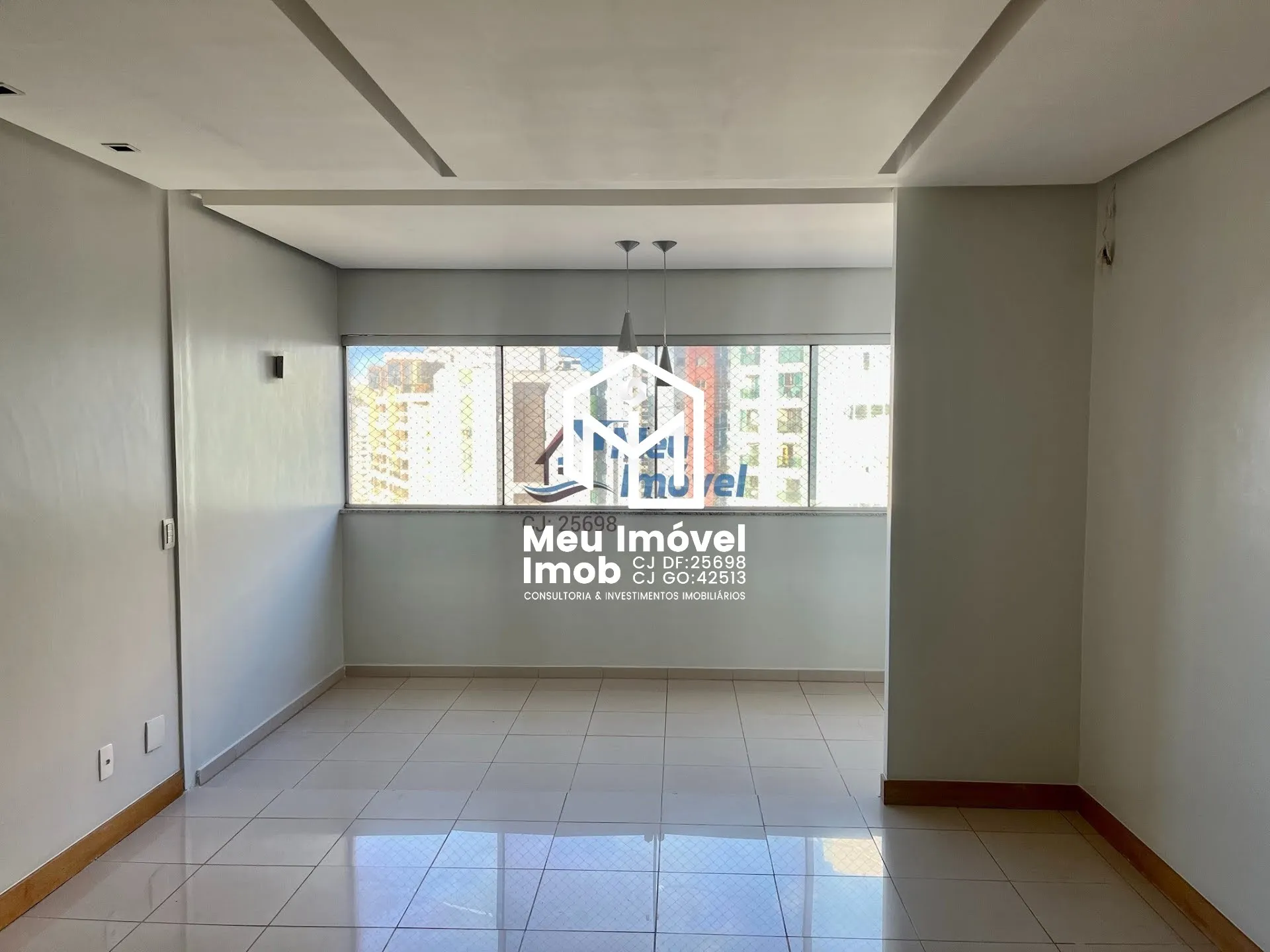 Imagem Rua 21 Ed. Le Grand Valle 3 Quartos 1 Suíte 1 Vaga 119m² Reformado Armários FGTS