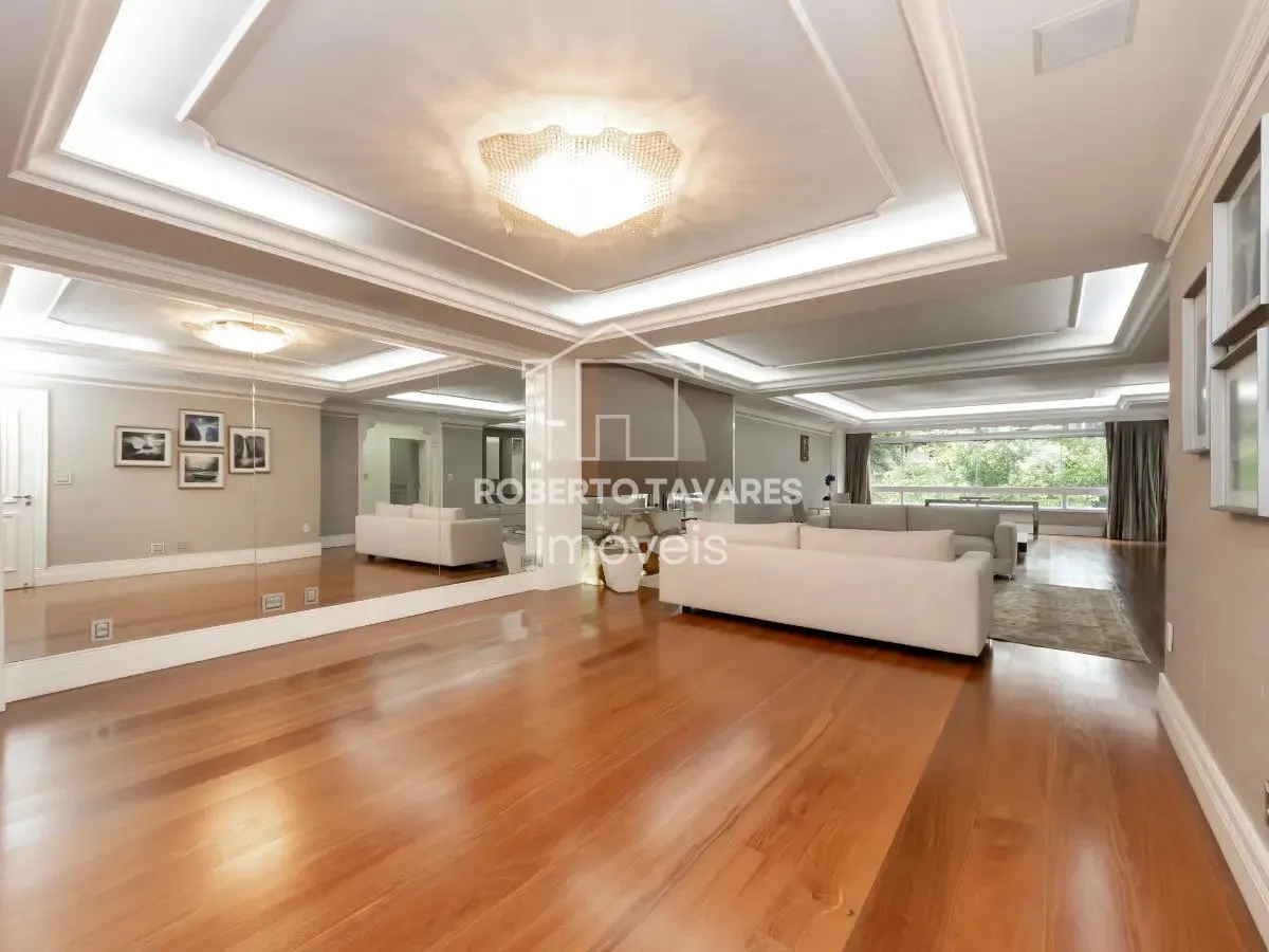 Imagem Apartamento com 392m² área útil - 3 dormitórios (3 suítes) c/ varanda integrada ao living - 1 escritório - 5 banheiros (1 lavabo) - 1 vaga c/ manobrista.