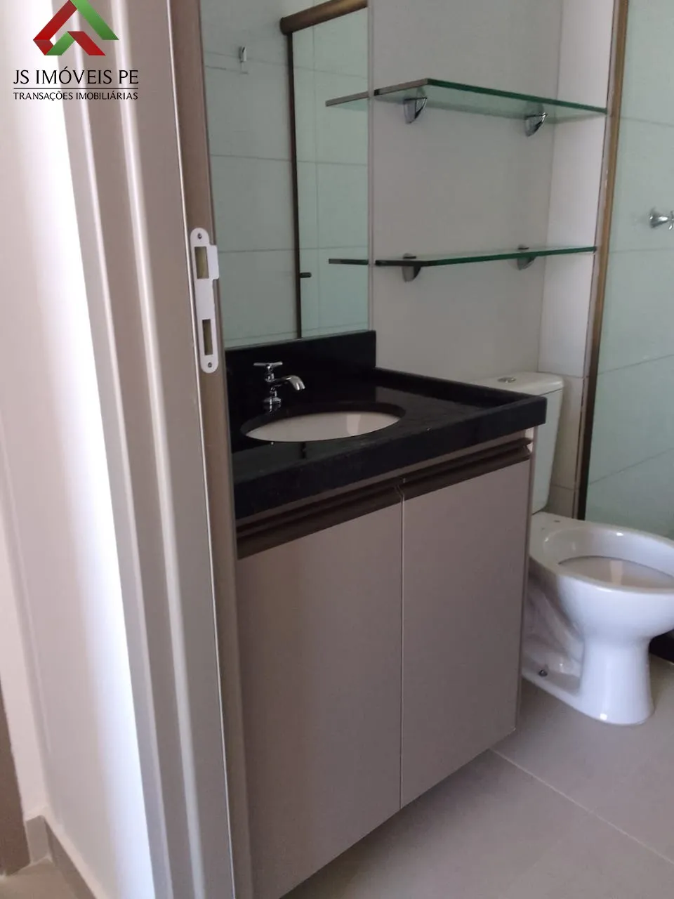 Imagem Apartamento1 quarto para locação em Piedade, Jaboatão dos Guararapes-PE: 1 quarto, 1 suíte, 1 sala, 1 banheiro, 1 vaga - 33m².