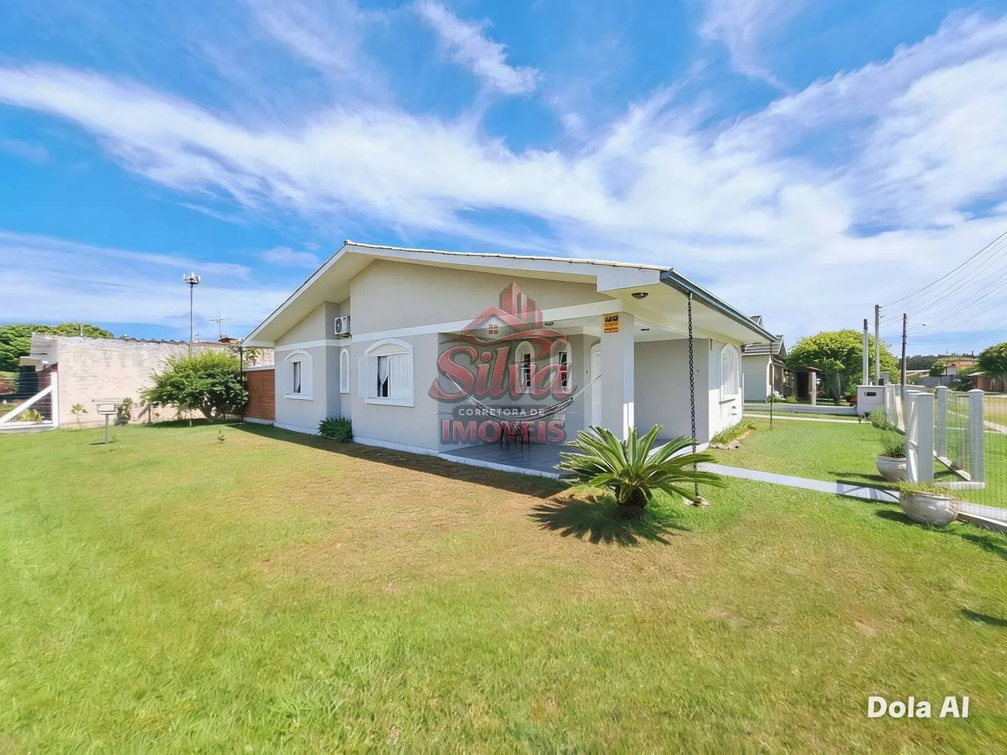 Imagem C793 | Casa de esquina à venda a 400m do mar no Mariluz