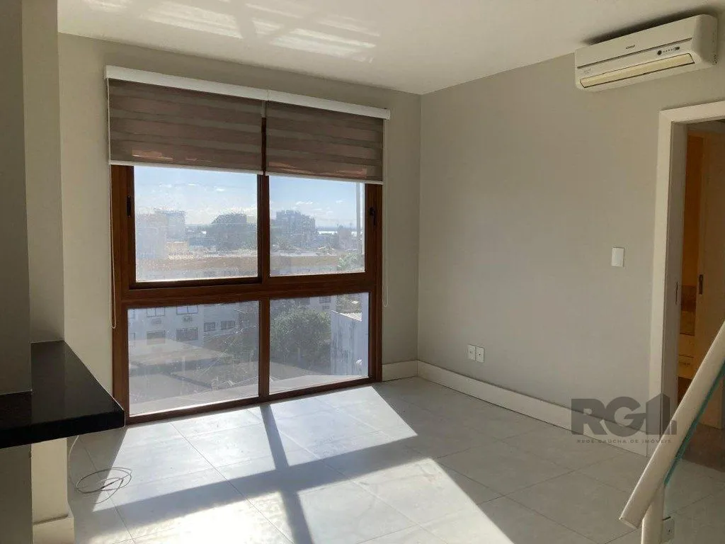 Imagem APARTAMENTO DE COBERTURA - 2 dorms. - 1 vaga - 118,02 m² - MENINO DEUS