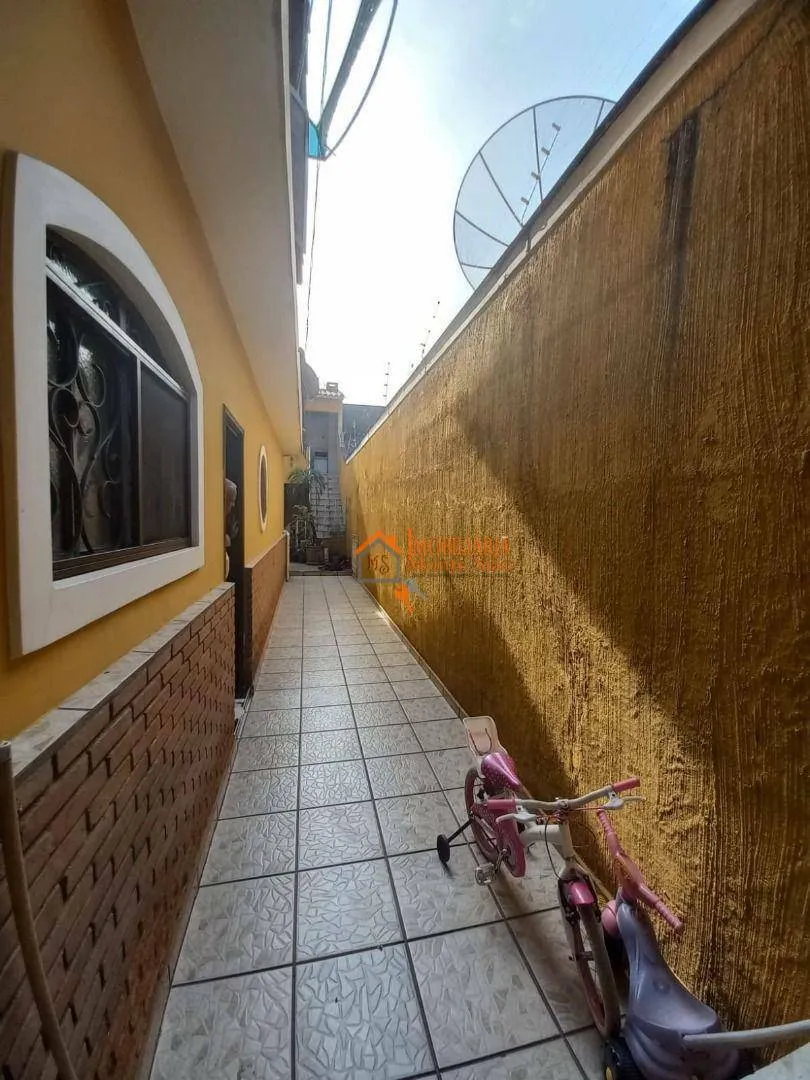 Imagem Sobrado com 3 dormitórios à venda, 205 m² por R$ 1.568.800,00 - Jardim Santa Francisca - Guarulhos/SP