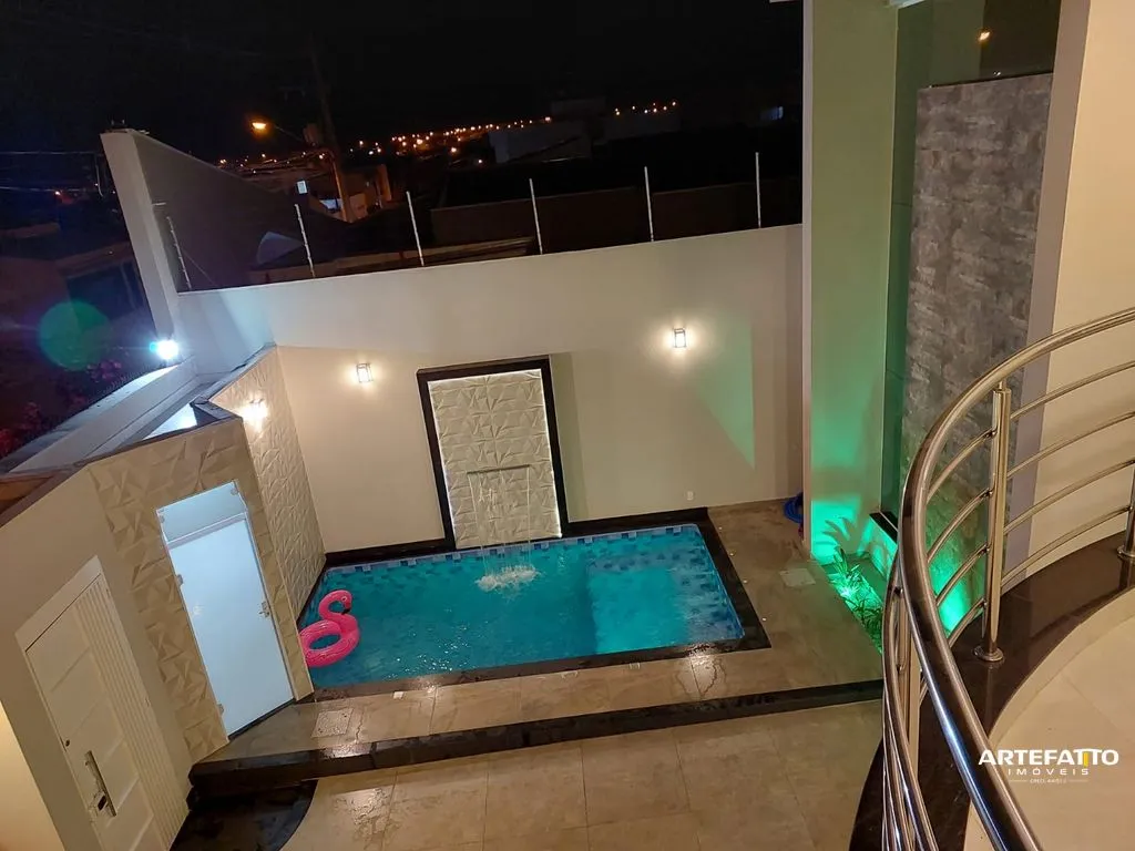 Imagem Sobrado com 3 suítes no bairro Jardim João Liporoni