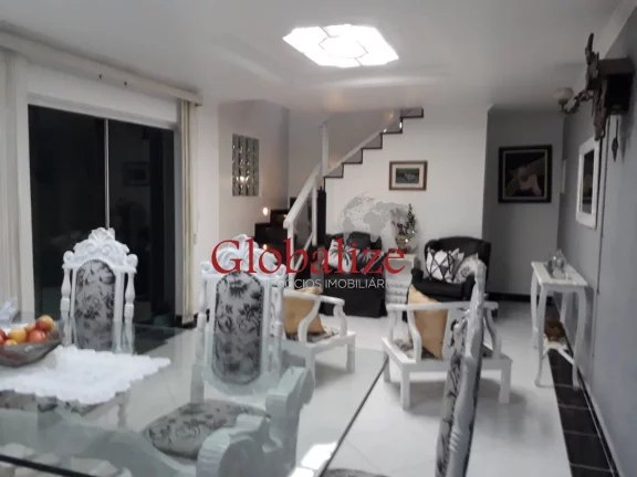 Imagem Casa à venda com 220m², 3 suítes, closet, 2 vagas, churrasqueira por R$1.277.000,00 na Encruzilhada em Santos