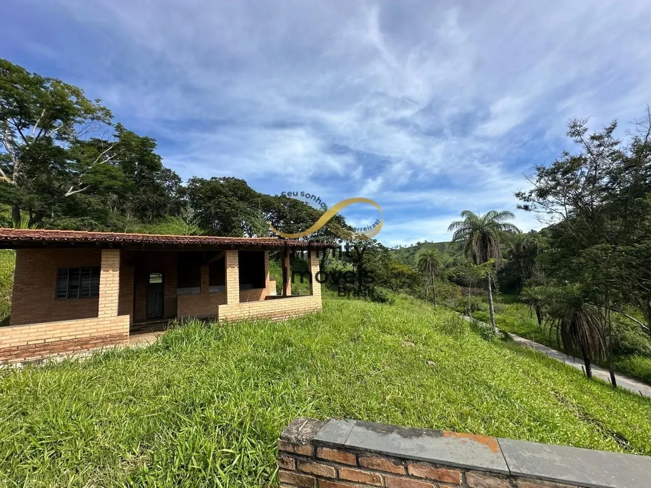 Imagem Sítio à venda no bairro Inácia de Carvalho - São José da Lapa/MG