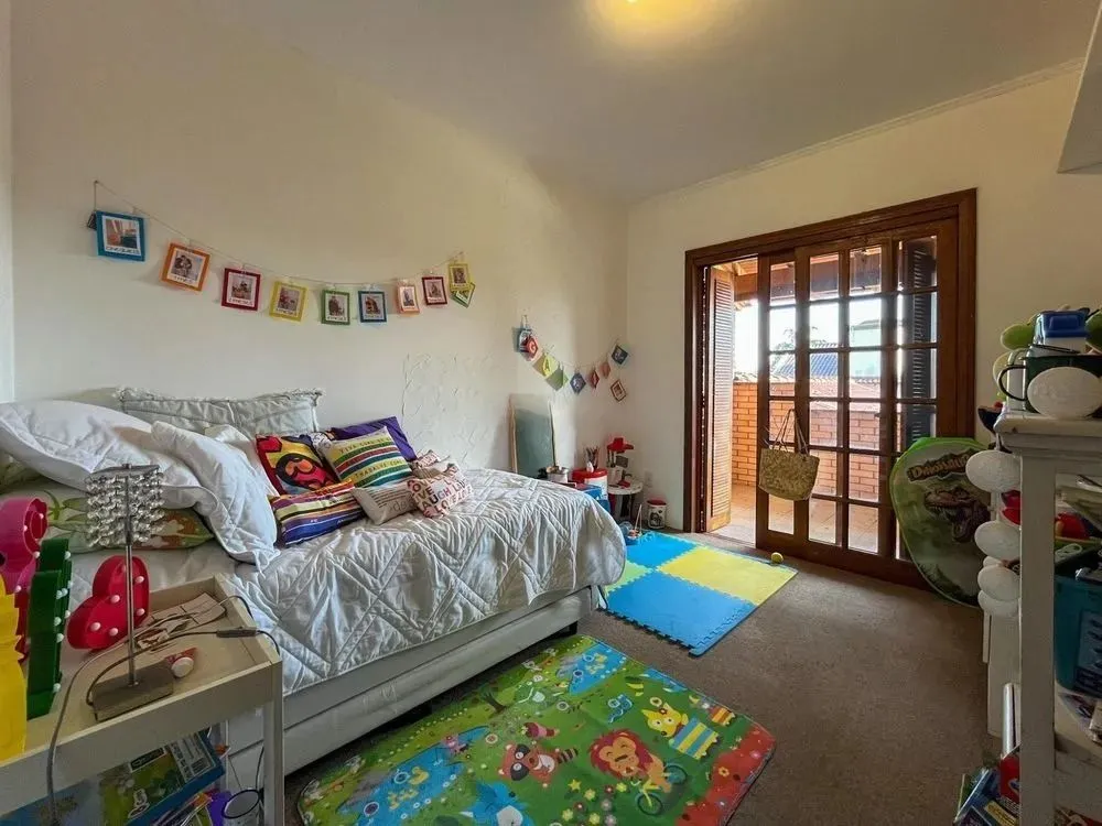 Imagem Casa para Venda - 176m², 3 dormitórios, sendo 1 suites, 4 vagas - Jardim Isabel