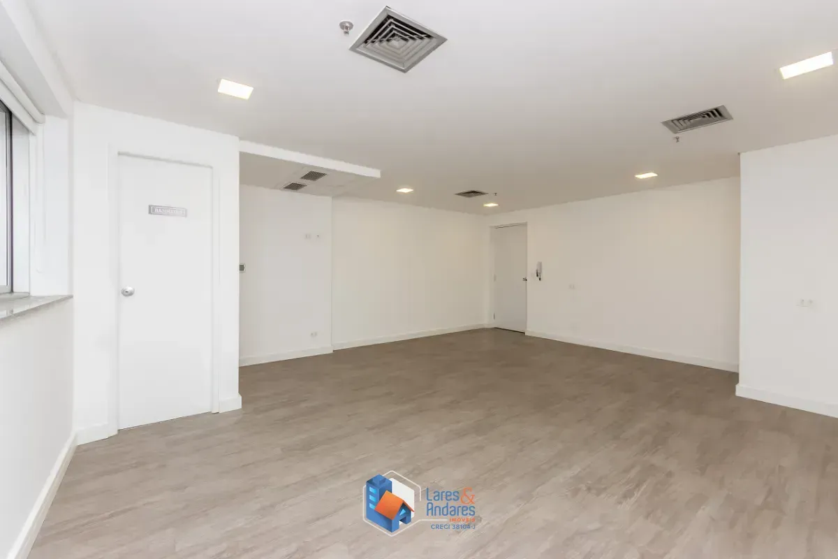 Imagem Conjunto comercial para venda em Santo Amaro, 70m²