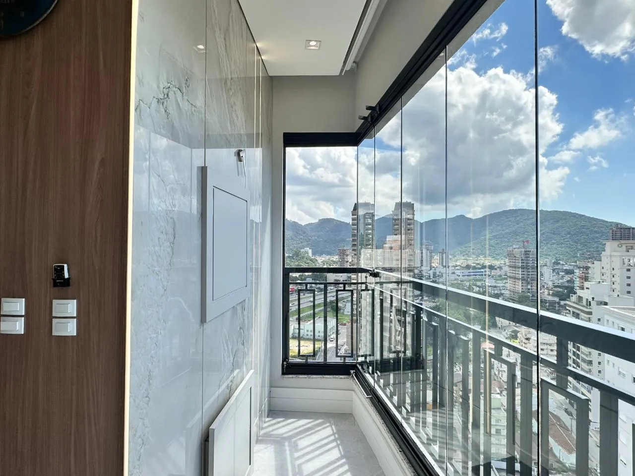 Imagem Apartamento com vista para o mar à venda com 160m2 por R$ 4.098.000,00