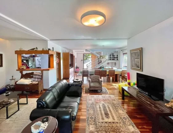 Imagem Cond. Paineiras II - Impecável! 3 suítes, piscina, gourmet, salão e VISTA!
