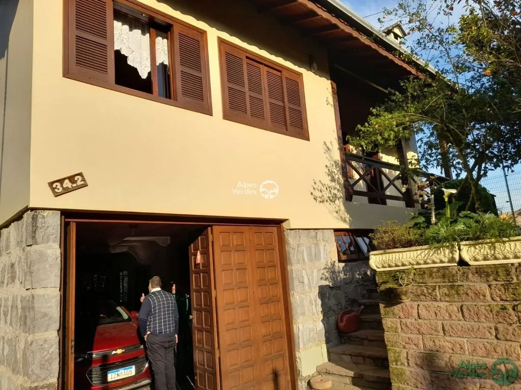 Imagem Casa à Venda em Avenida Central, Gramado - RS