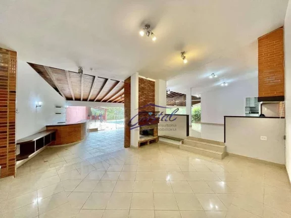 Imagem Casa com 4 dormitórios (1 suíte), lareira, piscina e churrasqueira! à venda, 409 m² - Chácara São João - GRANJA VIANA - Carapicuíba/SP