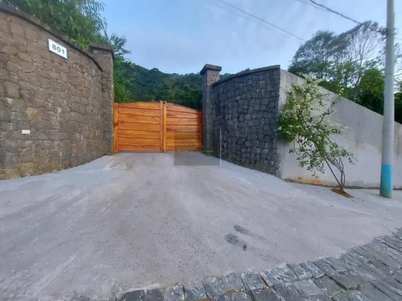 Imagem Área para Venda em Ubatuba / SP no bairro Ubatumirim