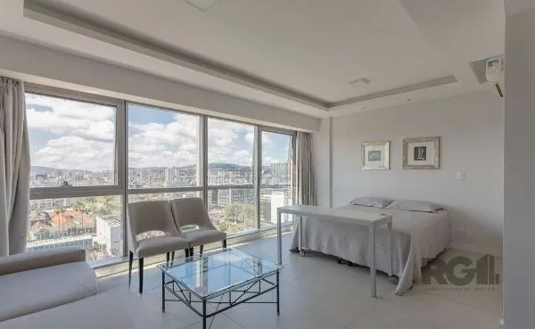 Loft no Tren City andar alto