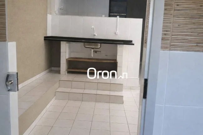 Imagem Casa com 5 dormitórios à venda, 311 m² por R$ 340.000,00 - Jardim Novo Mundo - Goiânia/GO
