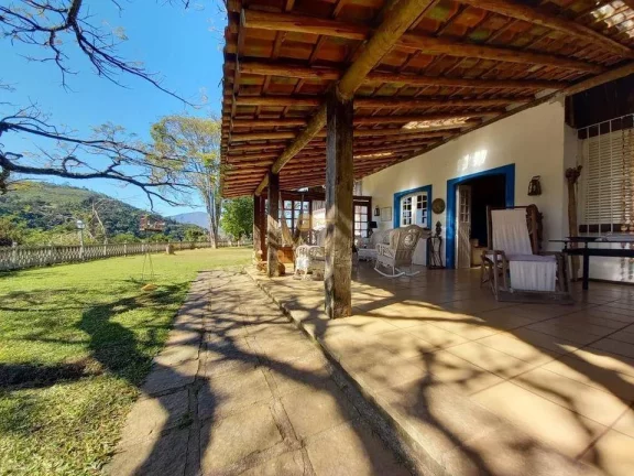 Imagem Casa para Venda em Teresópolis / RJ no bairro Golfe