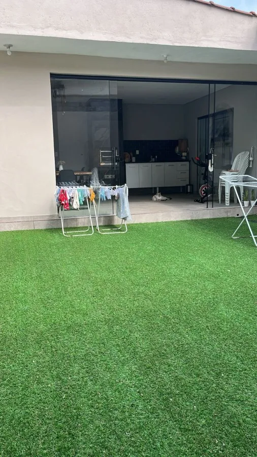 Imagem Casa para Venda em Petrópolis / RJ no bairro Castelanea