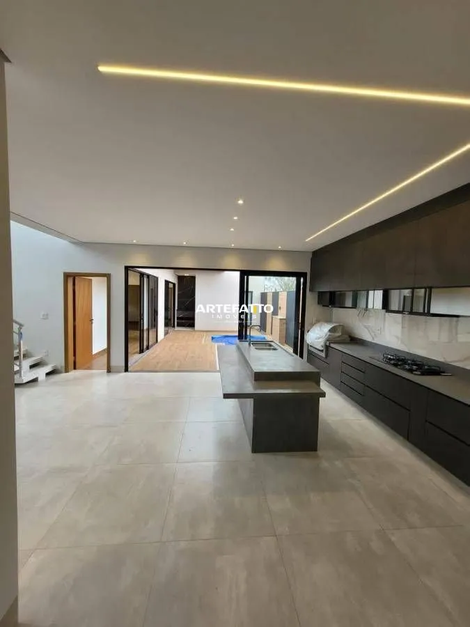 Foto do imóvel Casa de condomínio à venda, no Villa Toscana, com 4 suítes. em Franca