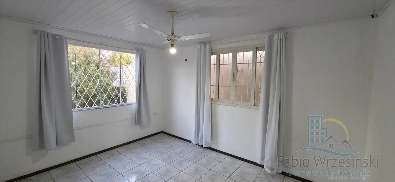 Imagem Casa Averbada à Venda no Bairro Itaum, 4 dormitórios