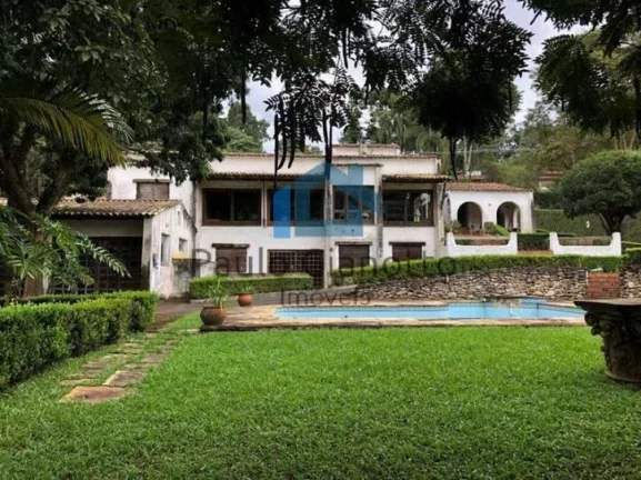 Foto do imóvel Casa de Alto Padrão à venda na Granja Viana em Estrada Zurique