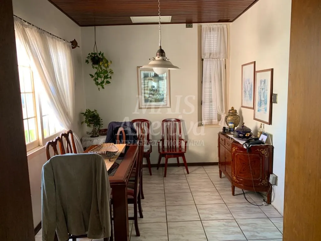 Imagem Casa Comercial ou Residencial na área Histórica de Hamburgo Velho para Locação