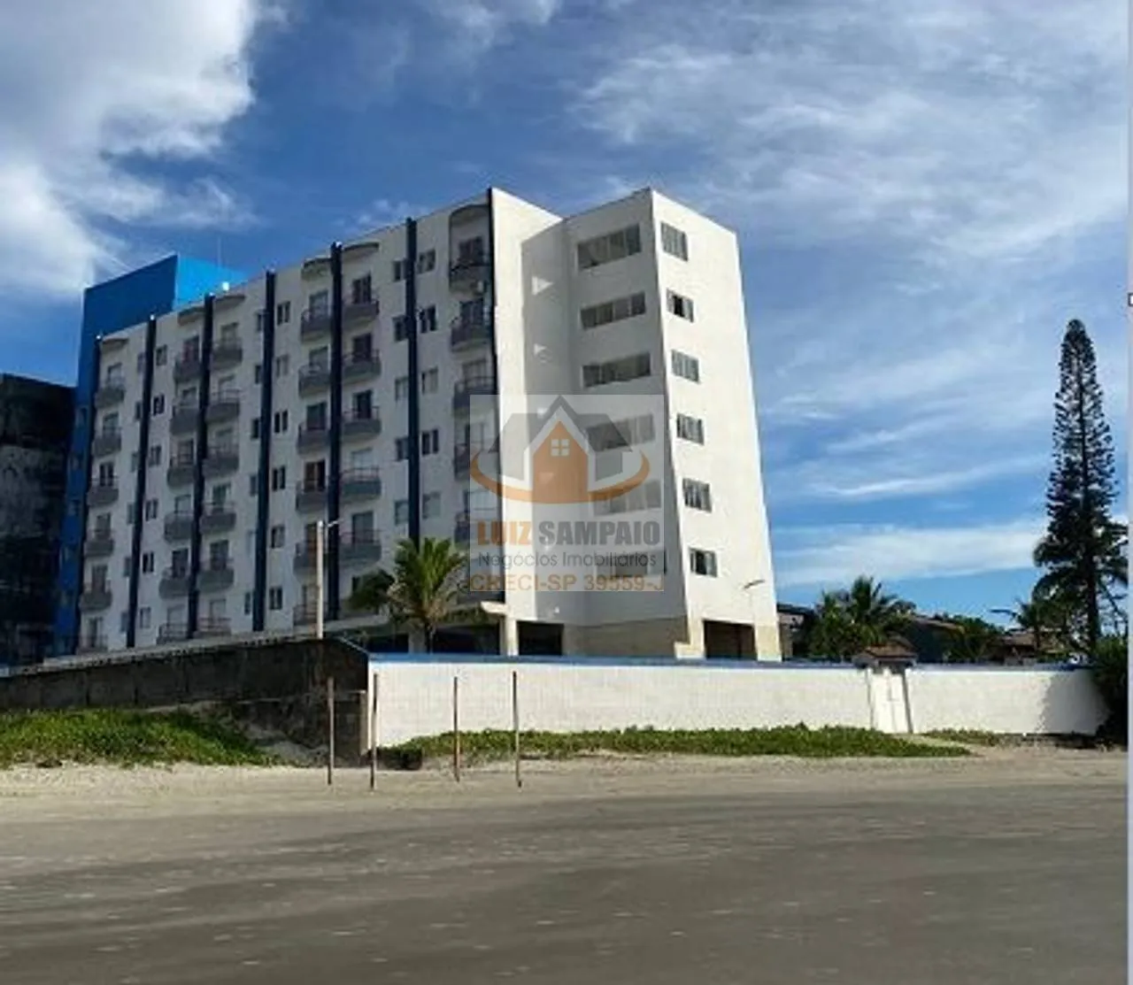 Foto do imóvel Apartamento Pé na Areia, Itanhaém, 2 Dormitórios, R$ 280.000,00