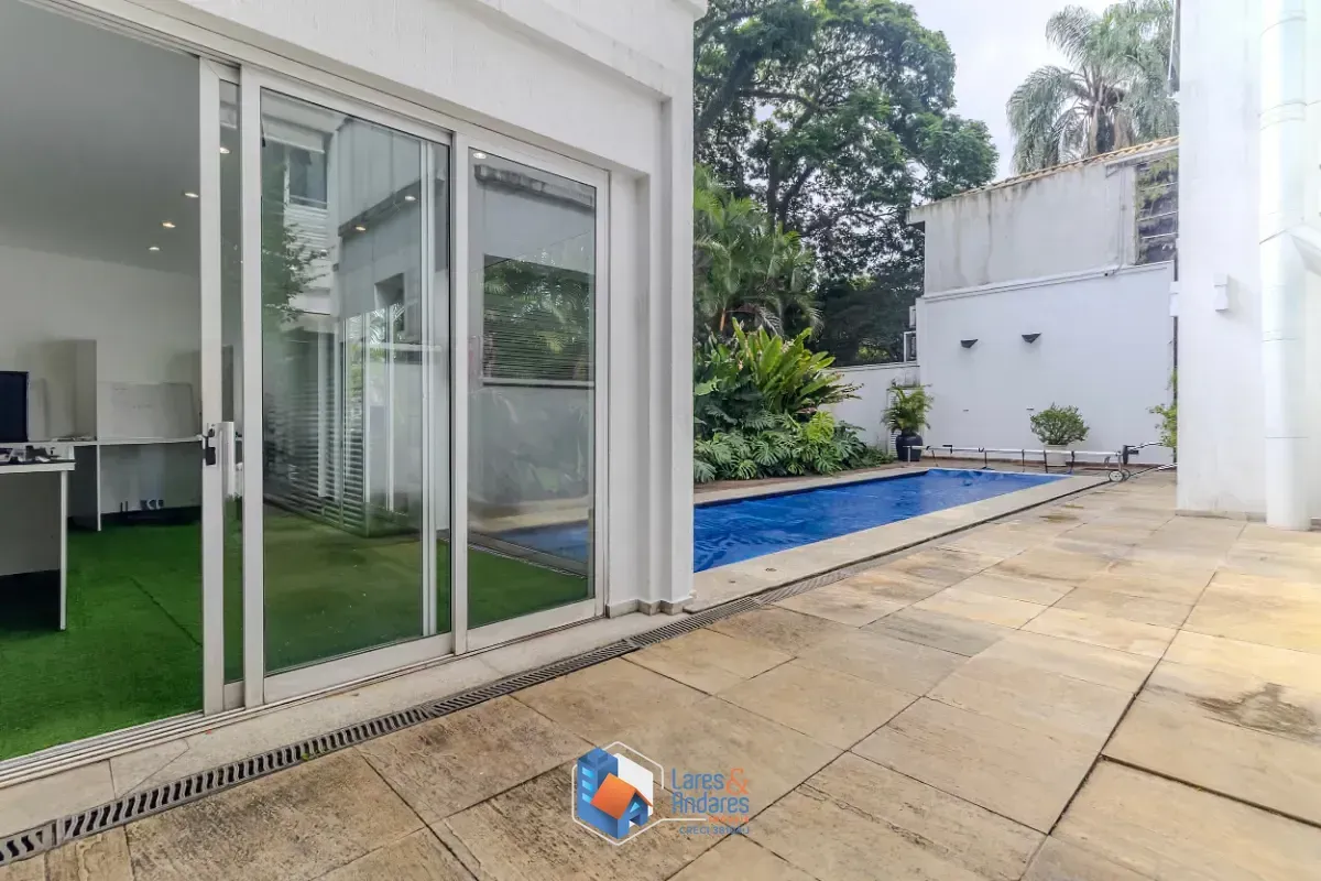 Imagem Casa comercial para venda em Higienópolis, 477m²