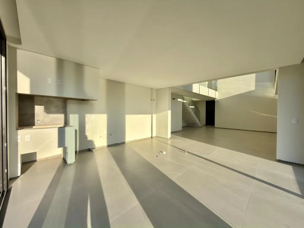 Imagem Casa 4 Dormitórios - Bairro Atlantida