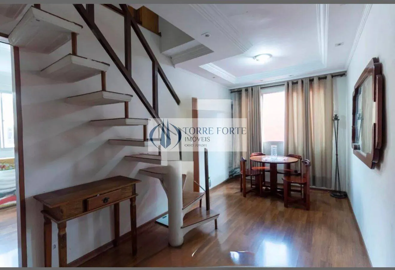 Imagem Apartamento Duplex com 2 dormitorios 1 vaga na Vila Silvia.