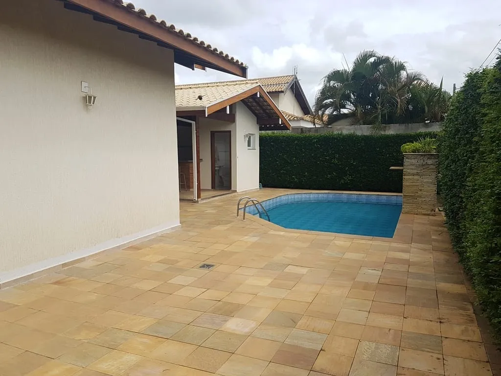 Imagem Casa à venda 3 Quartos, 3 Suites, 4 Vagas, 650M², Socorro, Pindamonhangaba - SP | COLONIAL VILLAGE