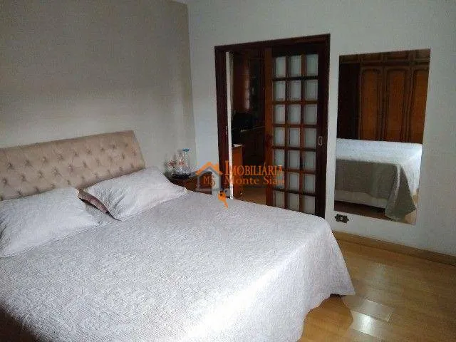 Imagem Casa com 4 dormitórios à venda, 240 m² por R$ 952.000,00 - Jardim Santa Clara - Guarulhos/SP