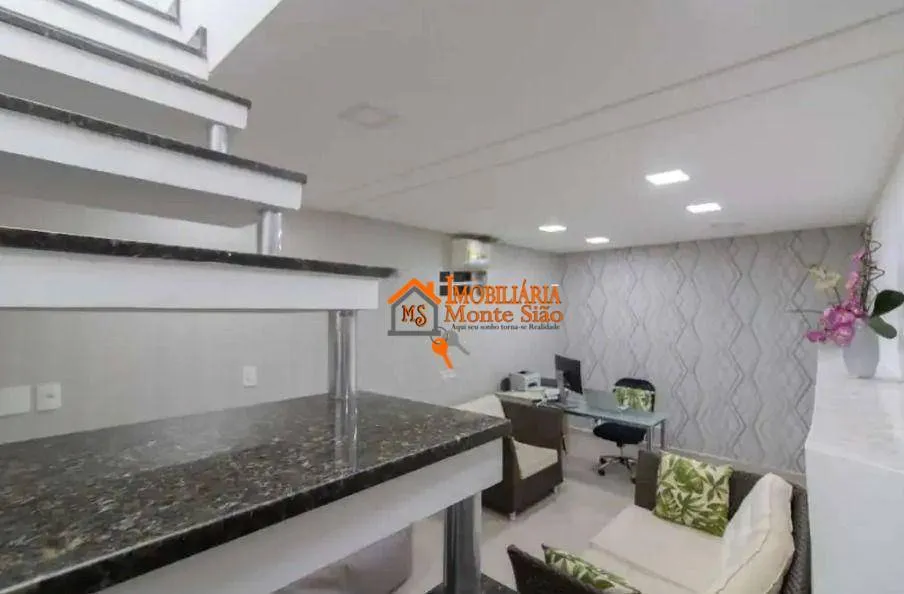 Imagem Sobrado com 3 dormitórios à venda, 195 m² por R$ 1.010.000 - Jardim Vila Galvão - Guarulhos/SP