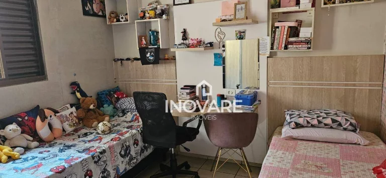 Imagem Casa com 3 dormitórios à venda, 170 m² por R$ 550.000 - Setor Bela Vista - Itumbiara/GO
