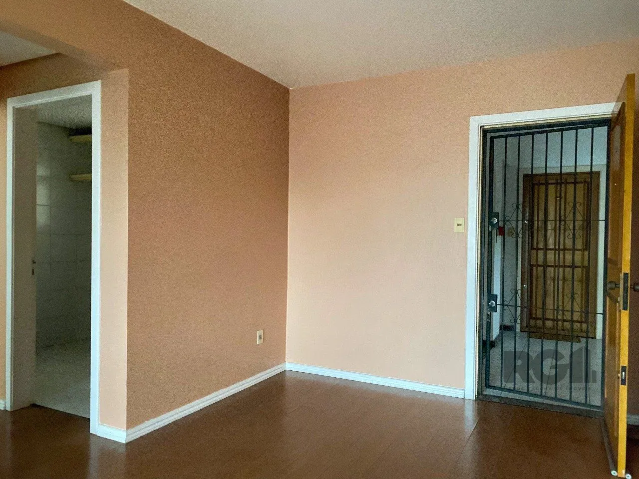 Imagem Apartamento com sacada, churrasqueira e vaga de garagem no Centro Histórico