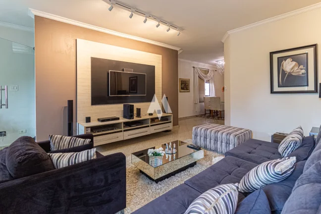 Imagem Casa de cinema no bairro da Aparecida toda modernizada e com área gourmet!