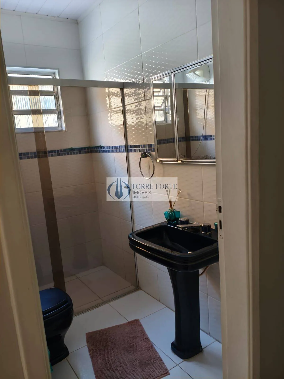 Imagem Casa Terrea com 3 dormitorios 2 suites 3 vagas, Piscina na Penha de França.