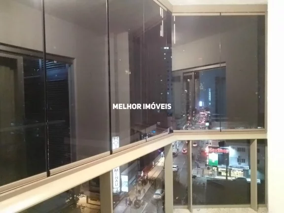 Imagem Apartamento á venda com 3 Dormitórios no Centro de Balneário Camboriú - SC