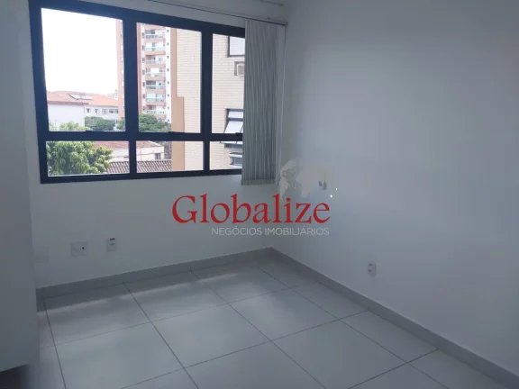 Imagem Sala comercial de 80,00 m² no Boqueirão, Santos-SP! Espaço com 4 salas, 2 banheiros, 1 vaga de garagem e 4 aparelhos de ar condicionado.