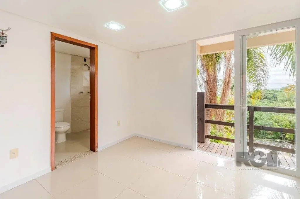 Imagem Casa com 3 dormitórios no bairro Jardim Isabel