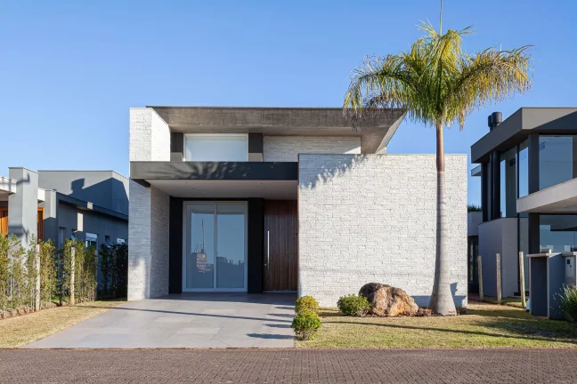 Imagem Casa à venda em Torres, Condomínio Reserva das Águas, com 3 quartos, 263,53m²