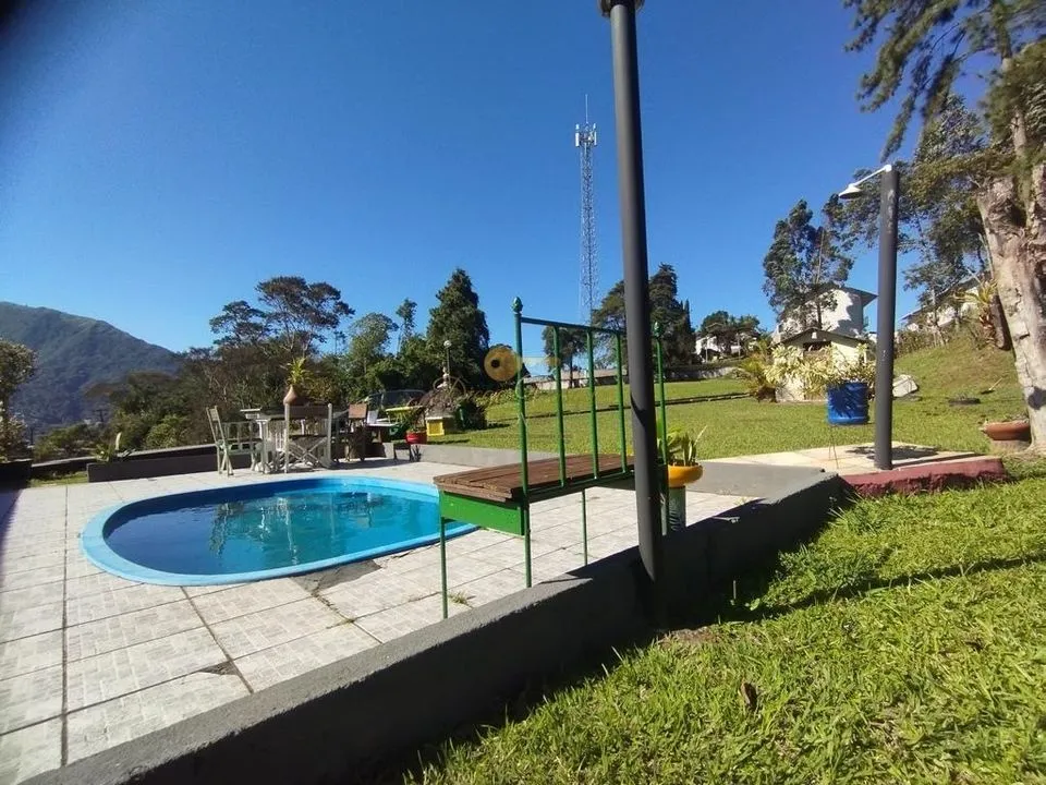Imagem Casa para Venda em Teresópolis / RJ no bairro Granja Guarani