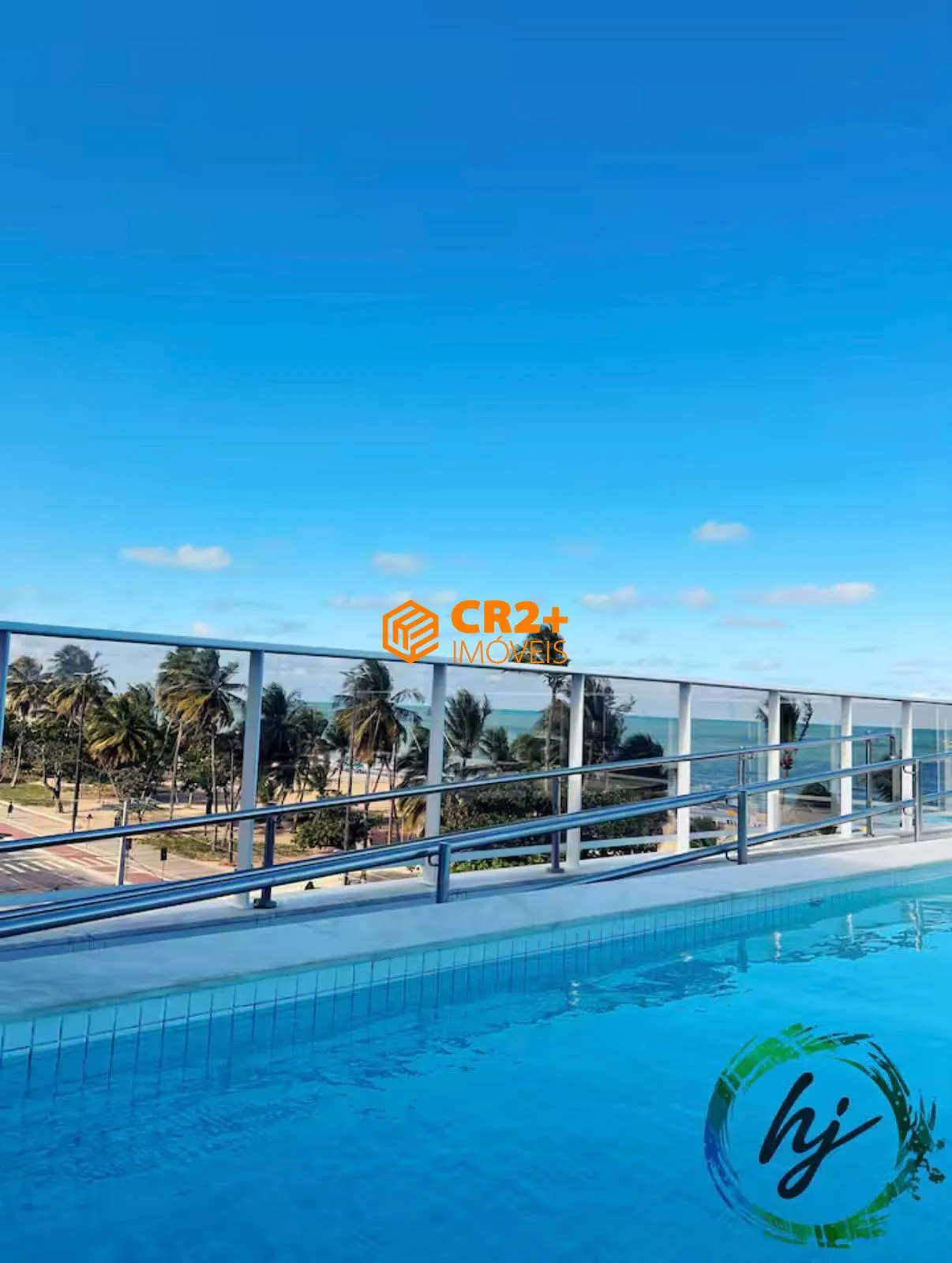 Imagem Vendo cobertura -50m²-frente mar em João Pessoa no Cabo Branco.