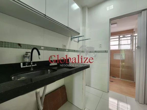 Imagem Sala Living a venda na Ponta da Praia, com 1 vaga por R$ 330.000,00