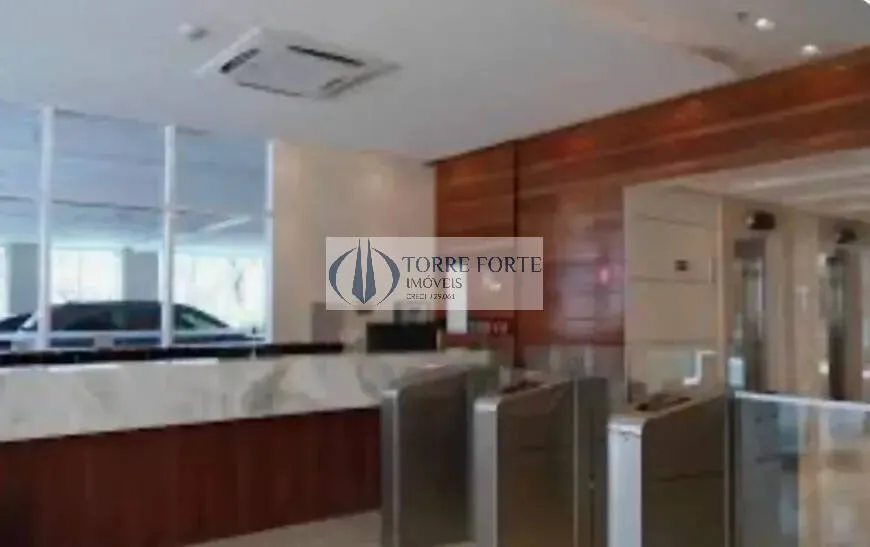Foto do imóvel Sala comercial nova, com 44 m², 2 banheiros e sacada, excelente localização em Avenida Brigadeiro Luís Antônio