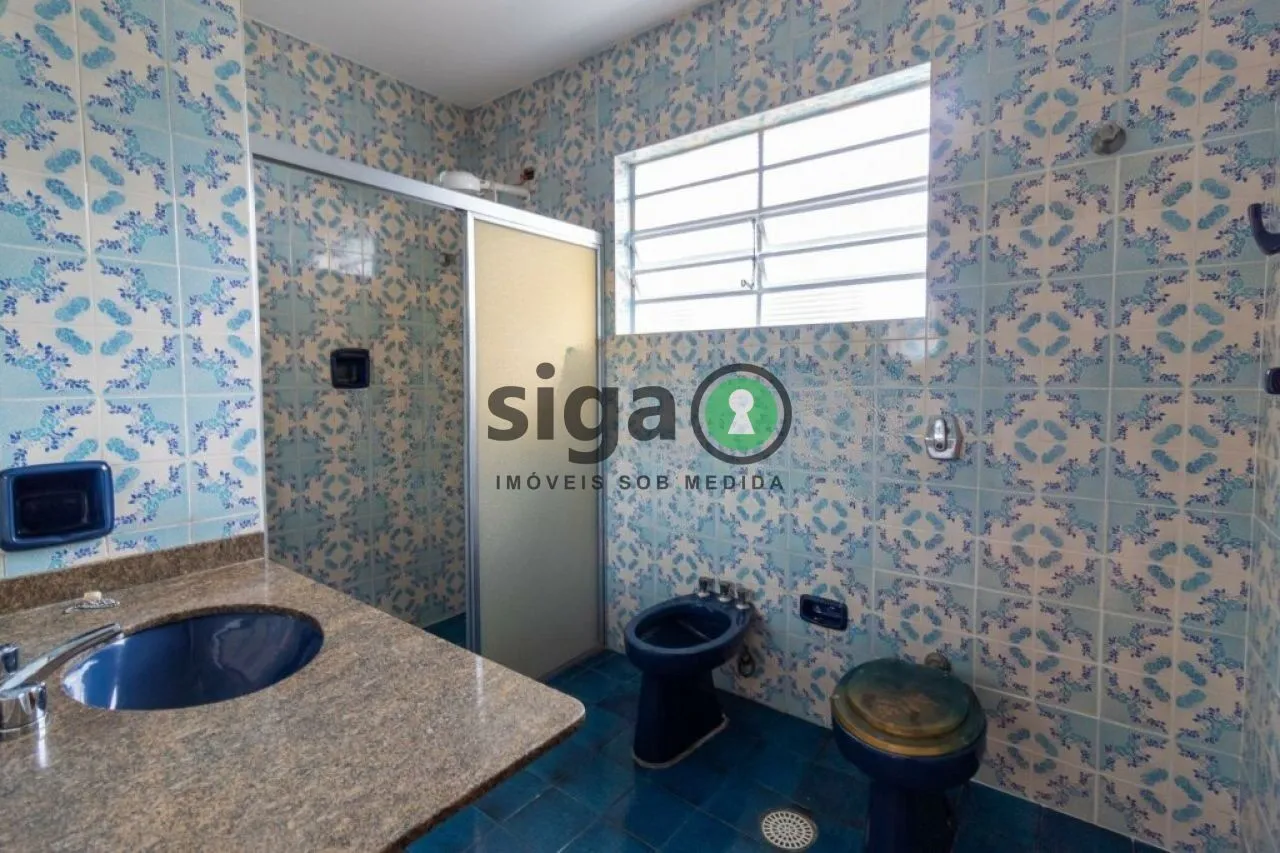 Imagem Sobrado de Alto Padrão com 4 quarts, área Gourmet e 4 Vagas em Interlagos - São Paulo/SP