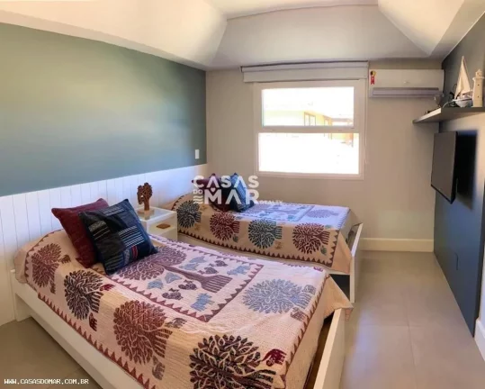 Imagem Casa Frente Mar para Temporada em Armação dos Búzios / RJ no bairro Praia Rasa